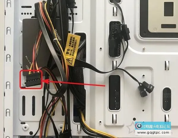 台式电脑加新/旧机械硬盘+分区教程
