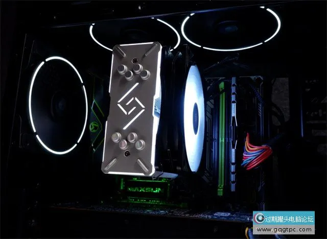 机箱风扇电源怎么接线？机箱风扇电源线接法图解教程