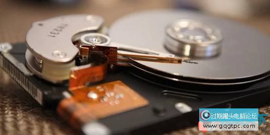 固态硬盘需要做磁盘碎片整理吗？ssd碎片整理能不能提升性能？